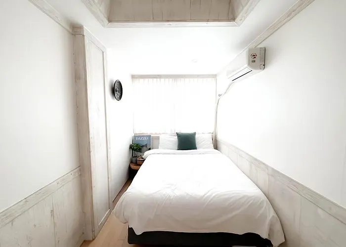 Dada Hongdae 3*